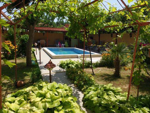 Guest House Yavorov Chernomorets Exterior foto